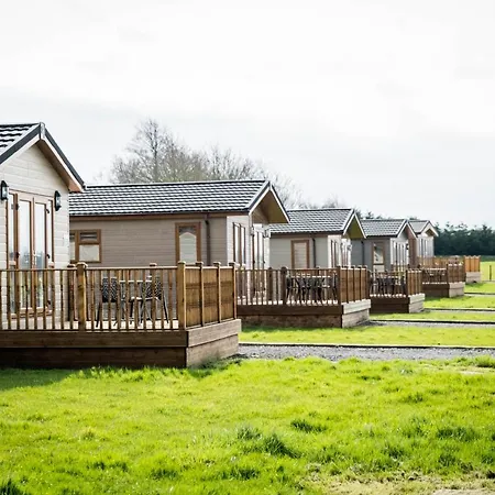 Ream Hills Holiday Park-2